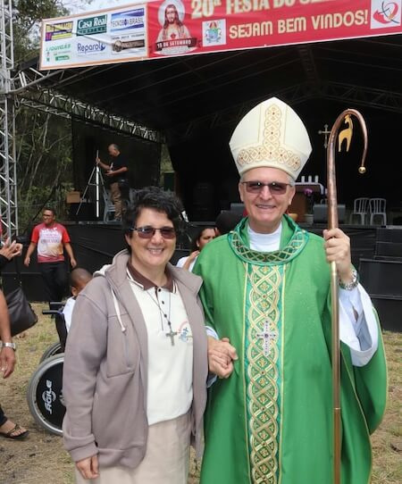 combonianos brasil festa mogi das cruzes familia irma dina bispo